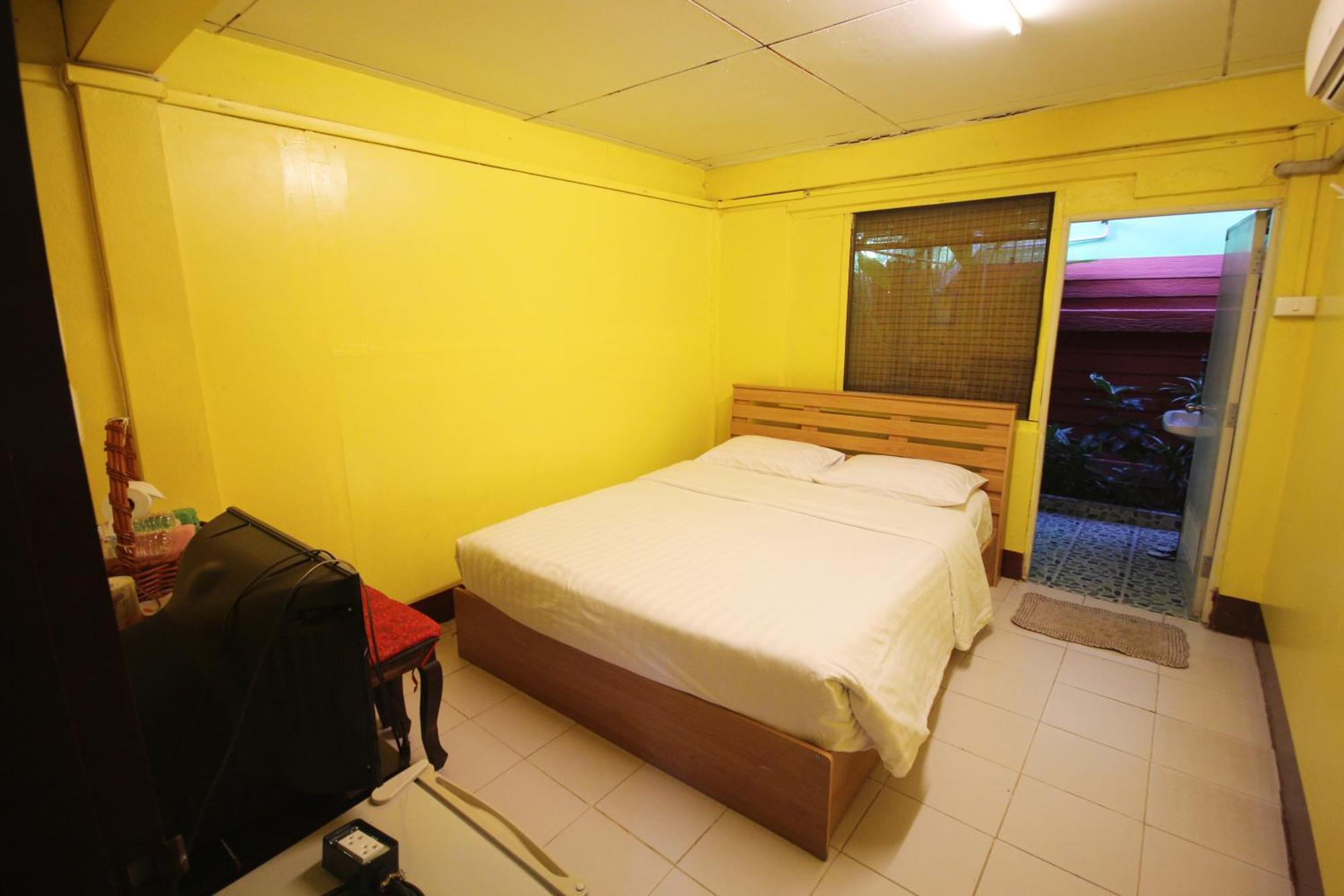 Baan Bua Homestay Чианграй Номер фото