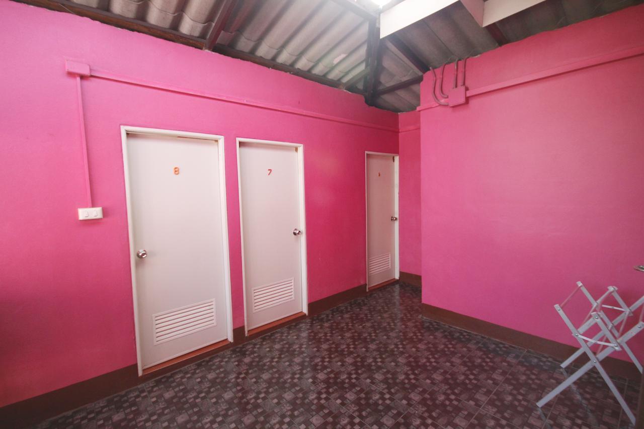 Baan Bua Homestay Чианграй Экстерьер фото