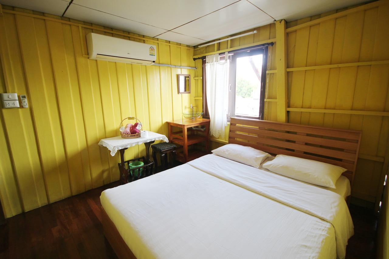 Baan Bua Homestay Чианграй Экстерьер фото