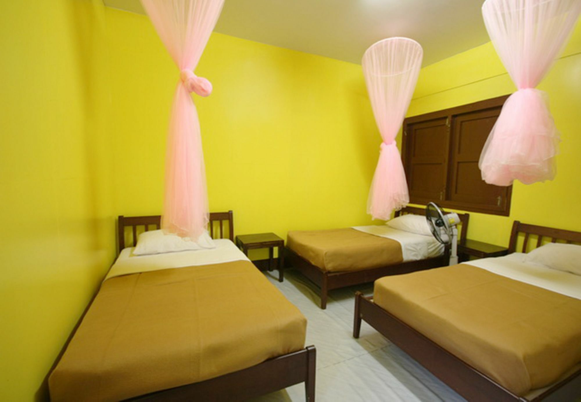 Baan Bua Homestay Чианграй Экстерьер фото